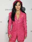 Becky G - 2019 Beautycon New York Festival
