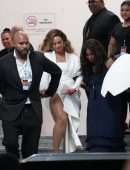 Beyonce Knowles Arriving at 50th Annual NAACP Image Awards in Hollywood