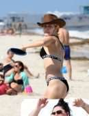 Eugenie Bouchard in Bikini on the Beach in Miami