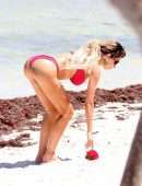 Farrah Abraham Booty in Pink Bikini at the Beach in Tulum, Mexico