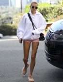 Hailey Baldwin Outside a Pilates Studio in Hollywood