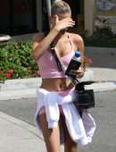 Hailey Baldwin Outside a Pilates Studio in Hollywood