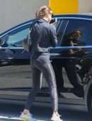 Irina Shayk Wraps up a Gym Session in Beverly Hills