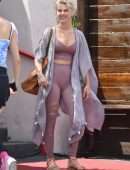 Julianne Hough Leaving a Dance Studio in Los Angeles