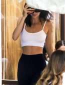 Kendall Jenner Pokies, Out in Beverly Hills