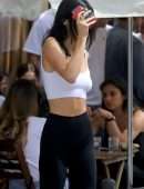 Kendall Jenner Pokies, Out in Beverly Hills