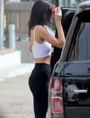 Kendall Jenner Pokies, Out in Beverly Hills