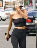 Kendall Jenner Out for Lunch in Beverly Hills