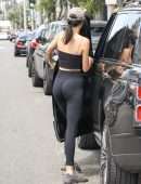Kendall Jenner Out for Lunch in Beverly Hills