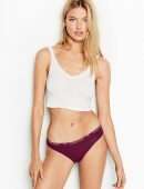Martha-Hunt-in-Victoria’s-Secret-Lingerie-Photoshoot-2