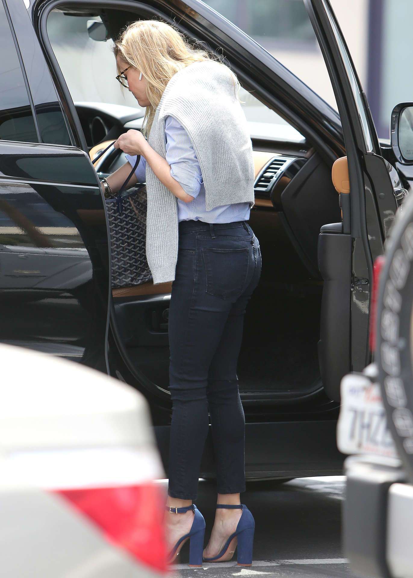 Reese Witherspoon Booty, Out and About in Los Angeles