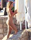 Sofia Richie Booty at a Pool in Mexico