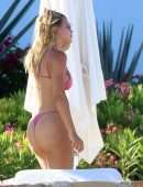 Sofia Richie Booty at a Pool in Mexico