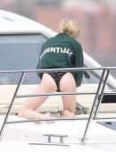 Sophie Turner Booty in a Swimsuit on a Yacht in Mexico
