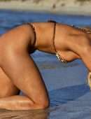 Camille Kostek in Sports Illustrated Swimsuit 2019 Photoshoot
