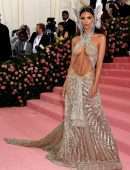 Emily Ratajkowski at 2019 MET Gala in NYC