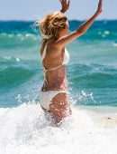 Heather Graham in Bikini on the Beach in Mexico