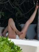 Heather Graham in Bikini on the Beach in Mexico