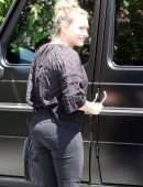 Hilary Duff Booty in Jeans, Out in Studio City