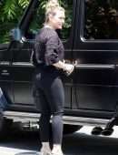 Hilary Duff Booty in Jeans, Out in Studio City