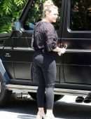 Hilary Duff Booty in Jeans, Out in Studio City