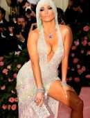 Jennifer Lopez at the 2019 Met Gala in NYC