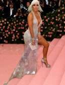 Jennifer Lopez at the 2019 Met Gala in NYC