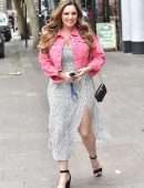 Kelly Brook Arriving at Global Radio Studios in London