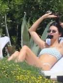 Kendall Jenner Relaxing at Hotel du Cap-Eden-Roc in Antibes