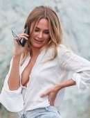 Kimberley-Garner-Braless-768