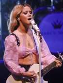 Maren Morris Performing at Albert Hall in Manchester
