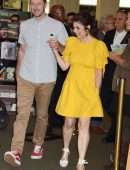 Tiffani Thiessen Promoting her Book "You're Missing It! at the Grove in Hollywood