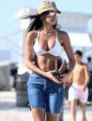 Chantel-Jeffries-in-Bikini-670