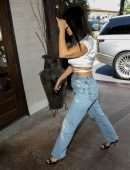 Kourtney Kardashian at Plata Taqueria and Cantina in Agoura Hills