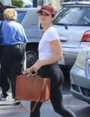 Lucy Hale Grocery Shopping at Ralphs Supermarket in Los Angeles