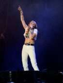 Miley Cyrus OnStage in Warsaw