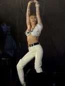 Miley Cyrus OnStage in Warsaw