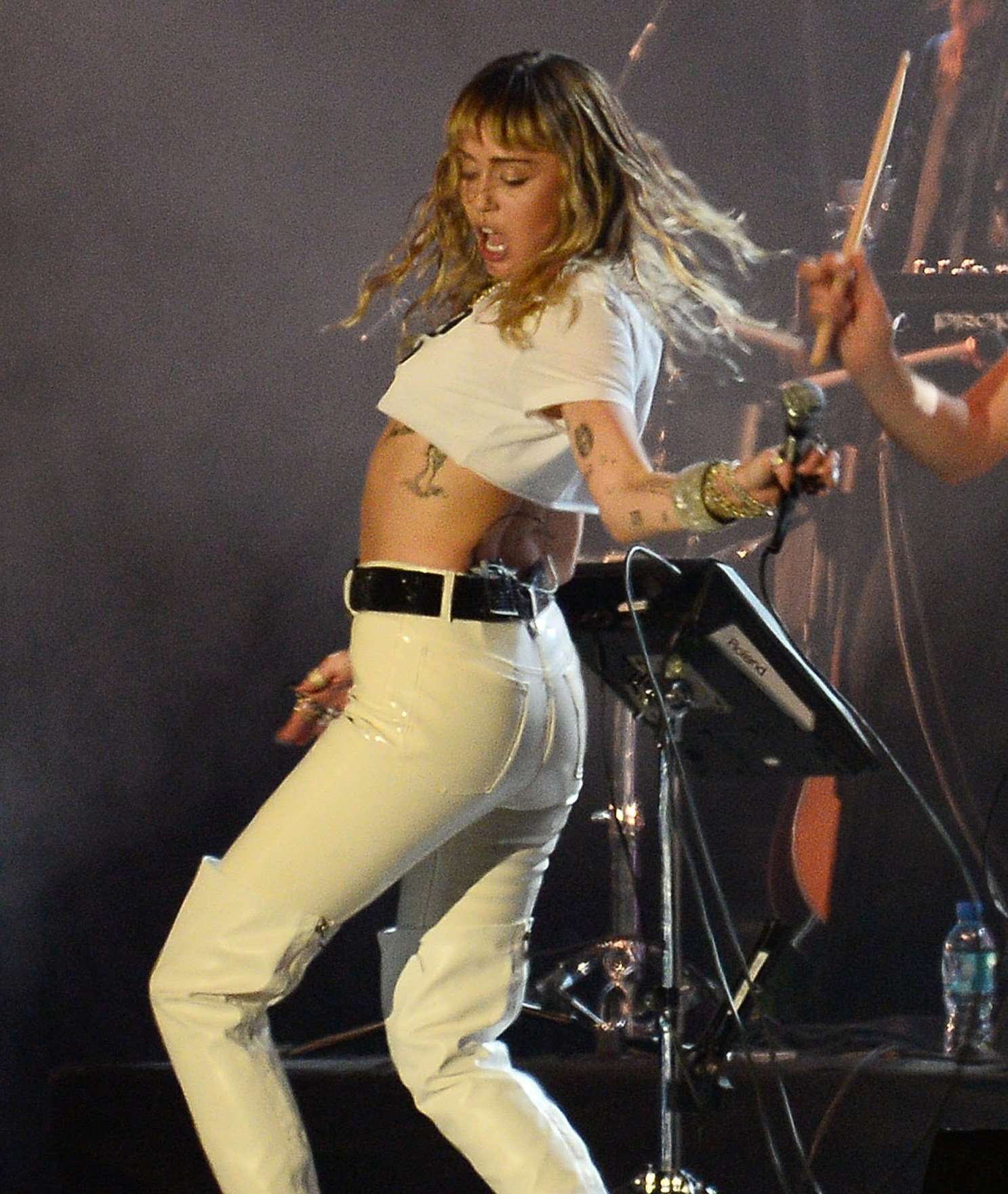 Miley Cyrus OnStage in Warsaw