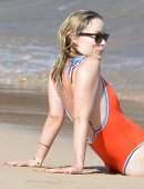 Olivia Wilde Playing at the Beach on her Vacation in Maui