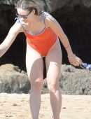 Olivia Wilde Playing at the Beach on her Vacation in Maui