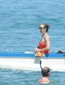 Olivia Wilde Playing at the Beach on her Vacation in Maui