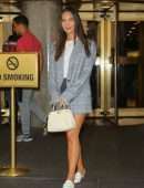 Olivia Munn Leggy, Out in NYC