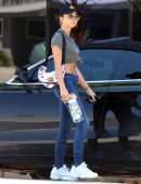 Sarah Hyland Booty in Jeans, Out in Los Angeles