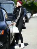 Sarah Hyland Leaving the Shape House in Studio City