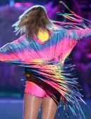 Taylor Swift at 2019 iHeartRadio Wango Tango in Carson