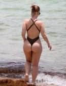 Bianca Elouise in Swimsuit at Beach in Miami