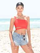 Danielle Herrington at SI Mix Off At The Model Mixology Competition in Miami Beach