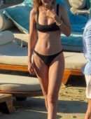 Gigi Hadid and Bella Hadid Booty in Bikini on the Beach in Mykonos
