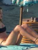 Gigi Hadid and Bella Hadid Booty in Bikini on the Beach in Mykonos