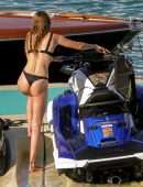 Gigi Hadid and Bella Hadid Booty in Bikini on the Beach in Mykonos